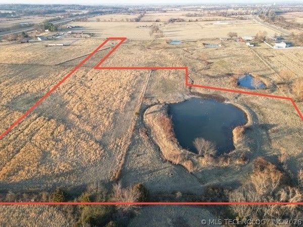 3 E 1100 Road, Checotah, OK 74426