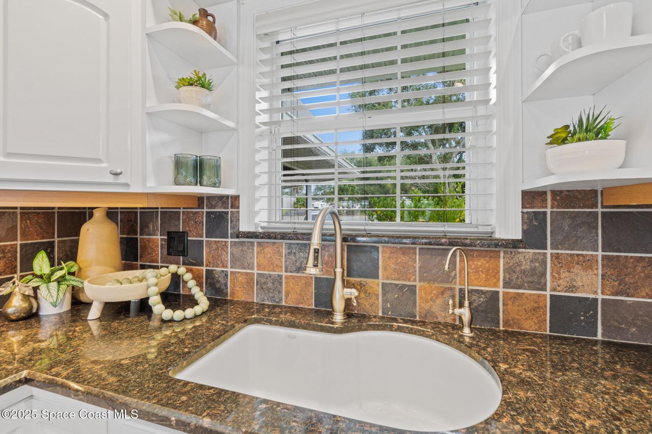 940 W Whitmire Drive, Melbourne, FL 32935 Photo