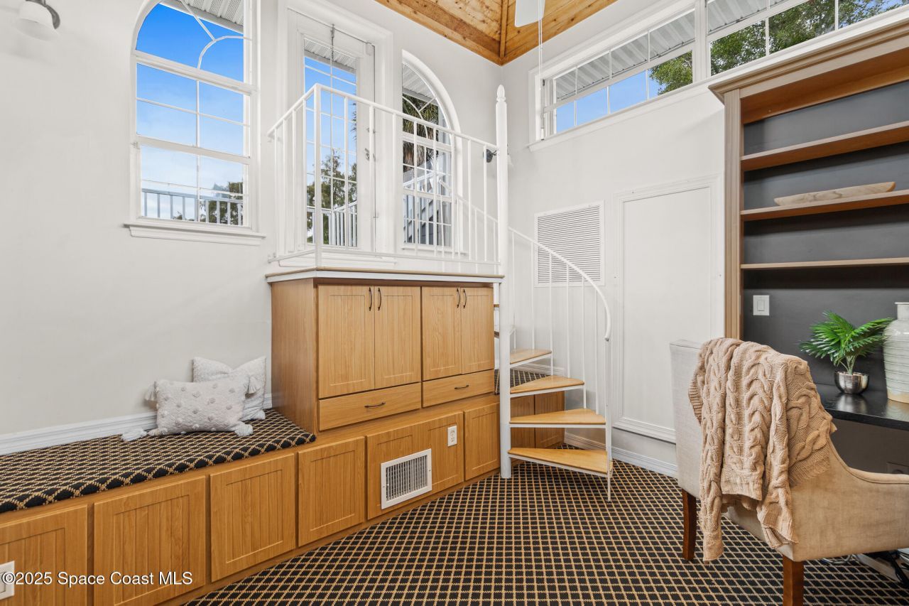 940 W Whitmire Drive, Melbourne, FL 32935 Photo