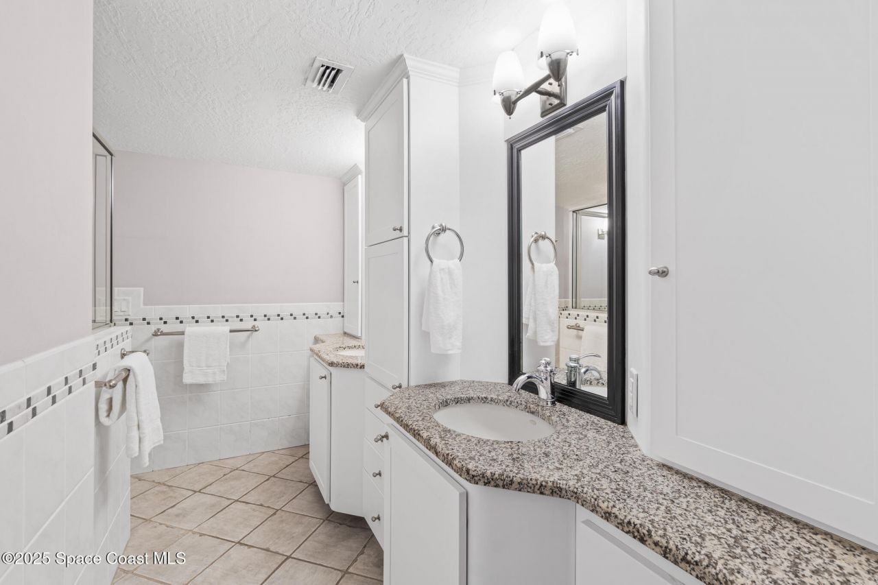 940 W Whitmire Drive, Melbourne, FL 32935 Photo