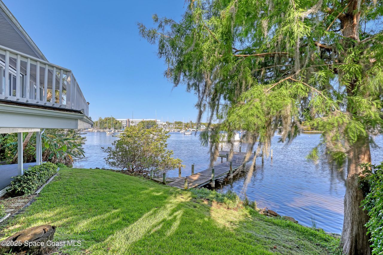 940 W Whitmire Drive, Melbourne, FL 32935 Photo