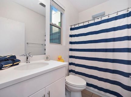 216 Box Ln, Sacramento, CA 95818 Photo