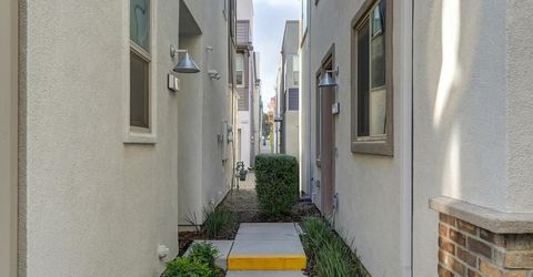 216 Box Ln, Sacramento, CA 95818 Photo