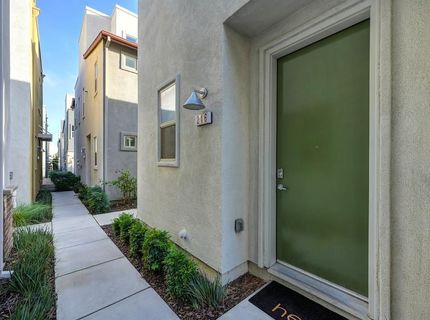 216 Box Ln, Sacramento, CA 95818 Photo
