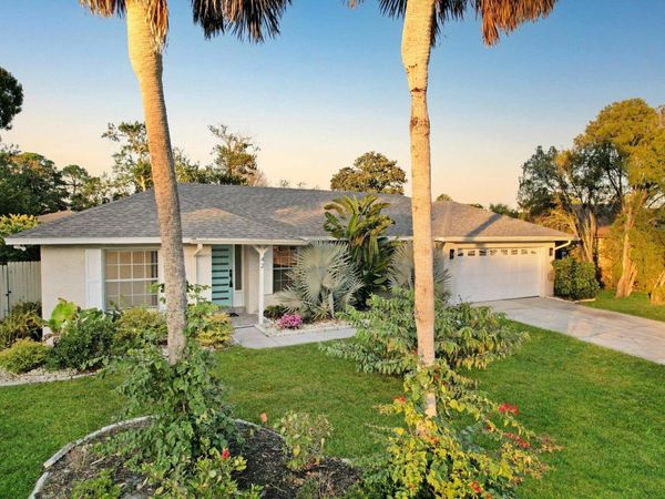 42 Sailfish Dr, Ponte Vedra Beach, FL 32082