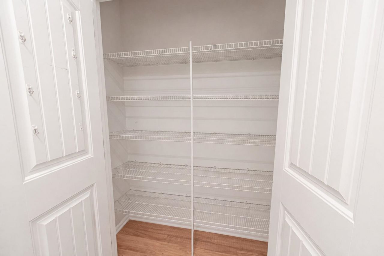 144 Yeomans Dr. Photo 12