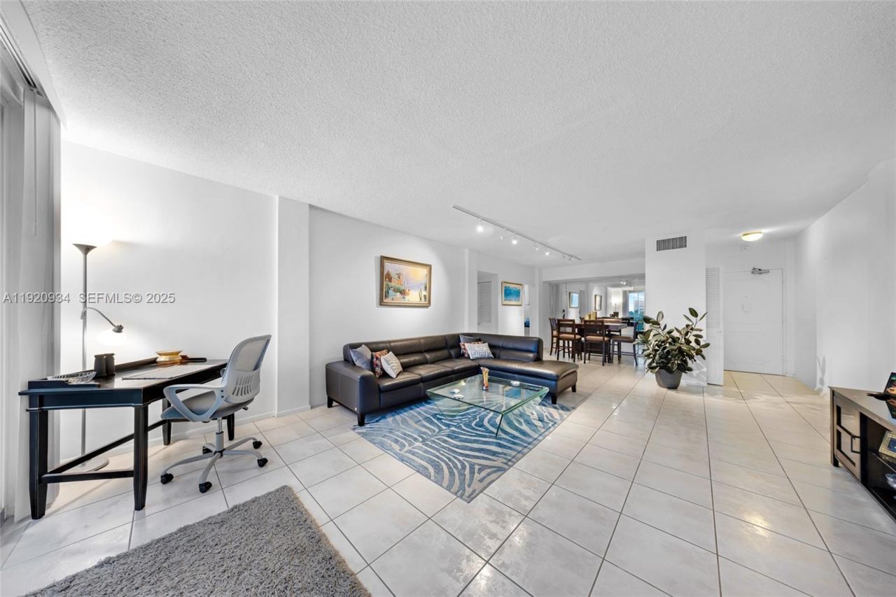 9381 E Bay Harbor Dr, Unit 504N, Bay Harbor Islands, FL 33154 Photo