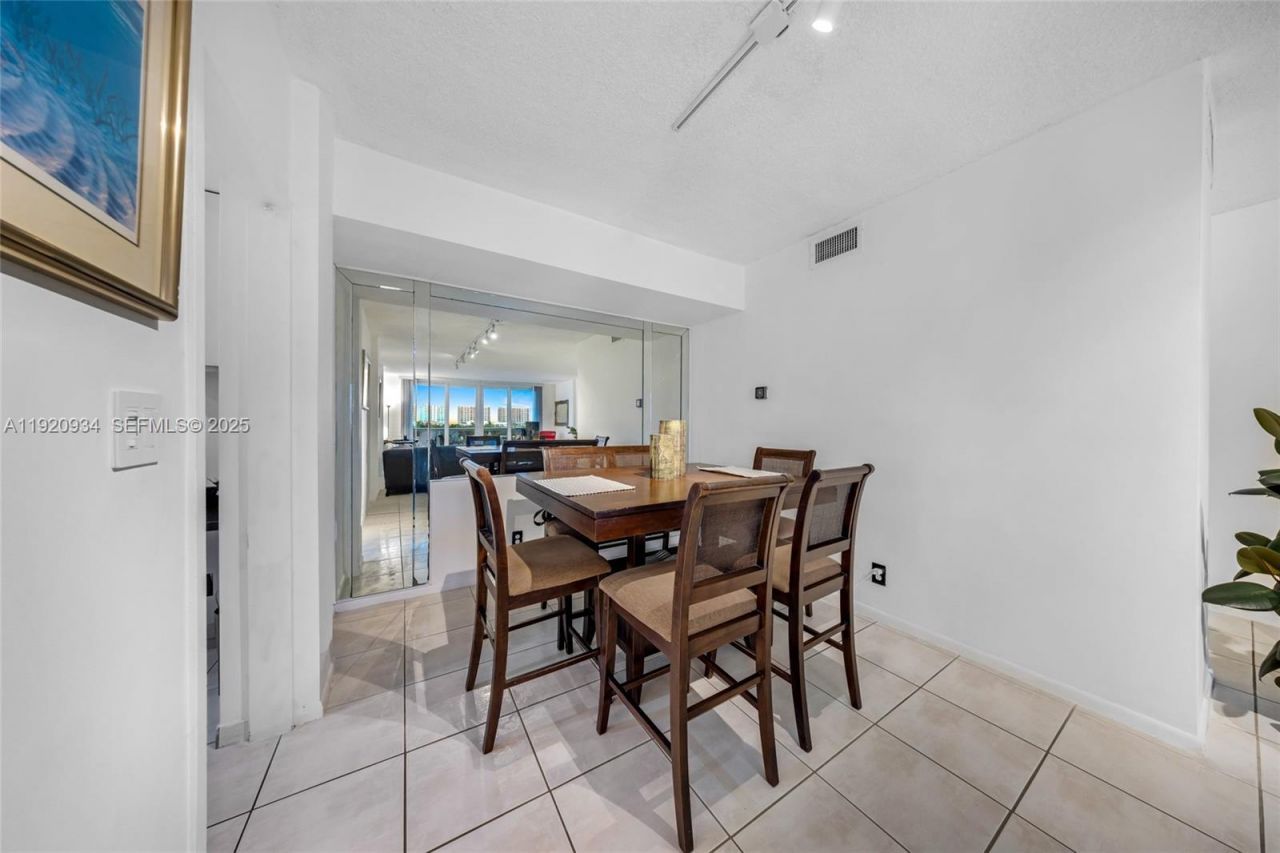 9381 E Bay Harbor Dr, Unit 504N, Bay Harbor Islands, FL 33154 Photo
