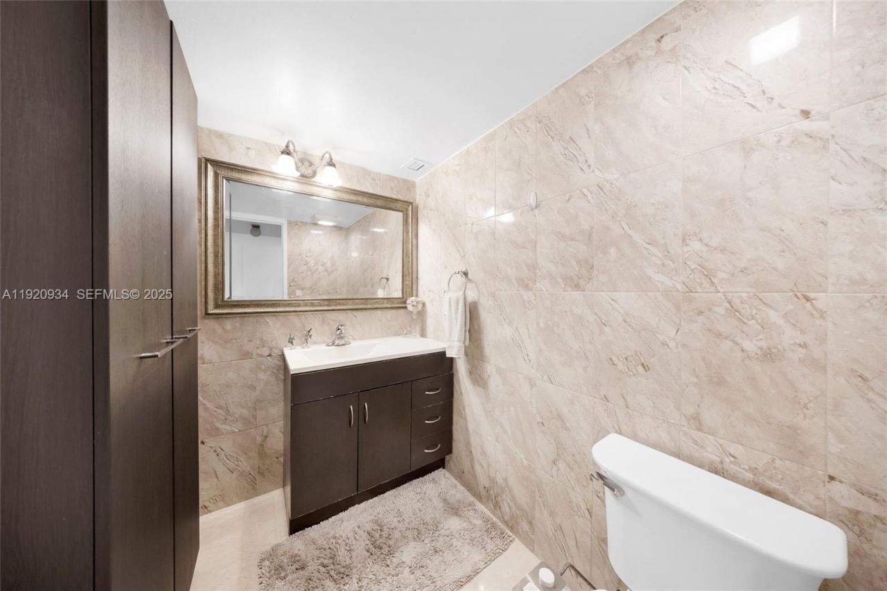 9381 E Bay Harbor Dr, Unit 504N, Bay Harbor Islands, FL 33154 Photo