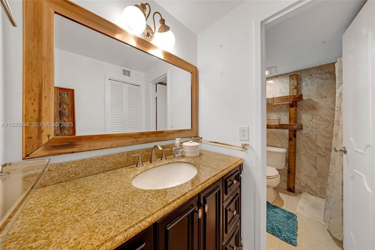 9381 E Bay Harbor Dr, Unit 504N, Bay Harbor Islands, FL 33154 Photo