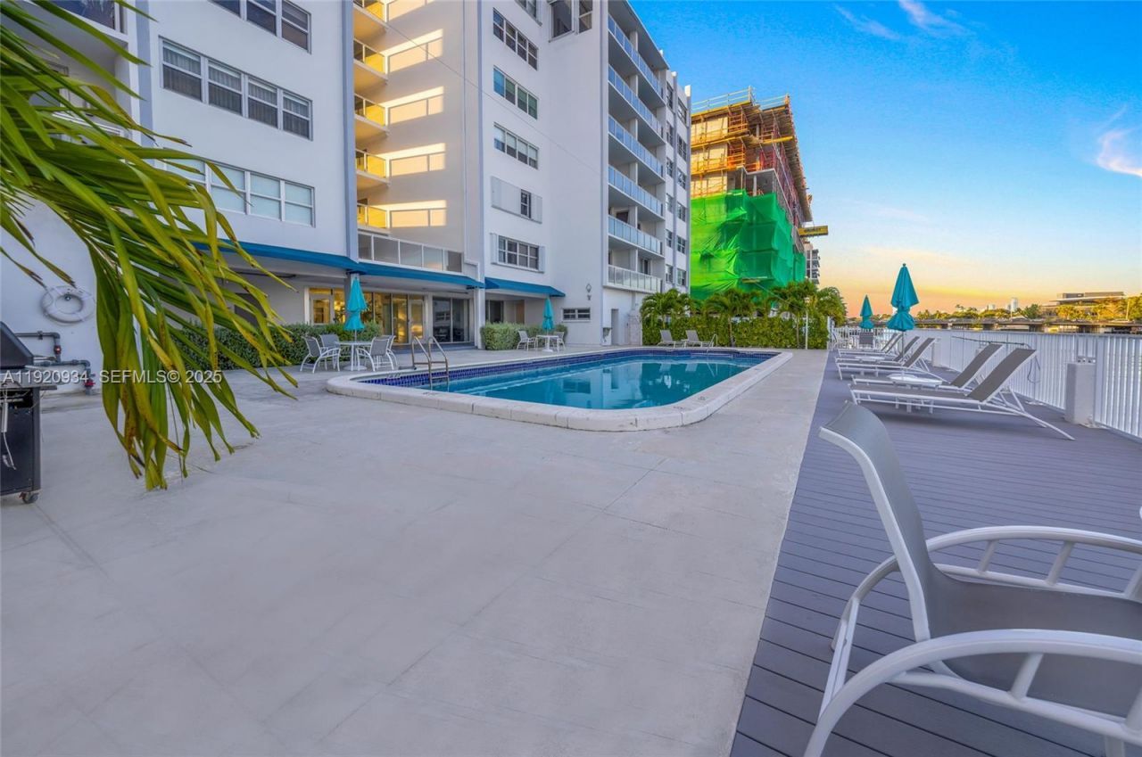 9381 E Bay Harbor Dr, Unit 504N, Bay Harbor Islands, FL 33154 Photo