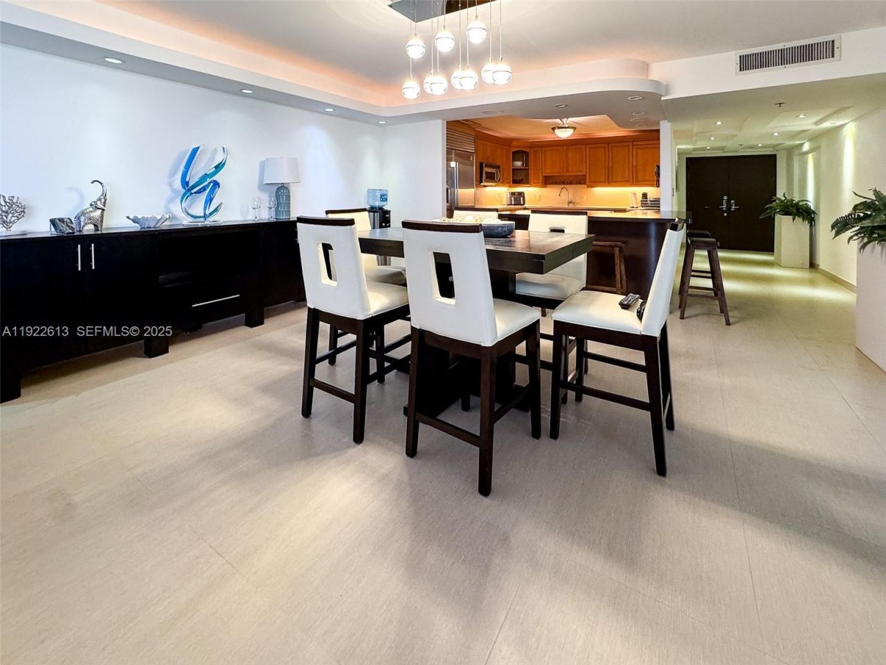 8877 Collins Ave, Unit 809, Surfside, FL 33154 Photo