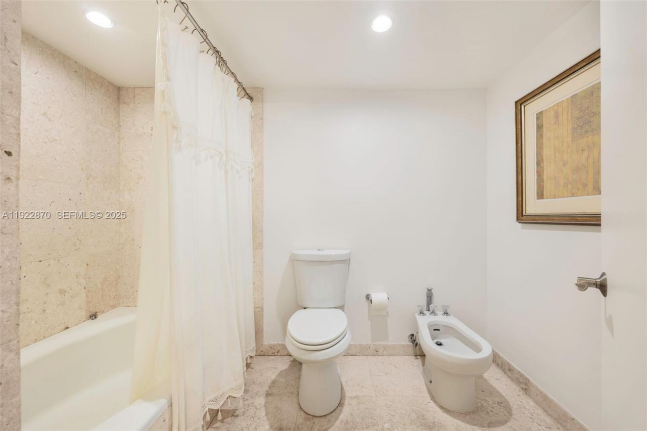 2600 Cardena St, Unit 4, Coral Gables, FL 33134 Photo