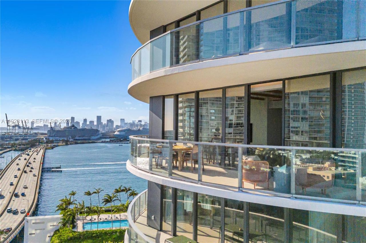 500 Alton Rd, Unit 1601, Miami Beach, FL 33139 Photo