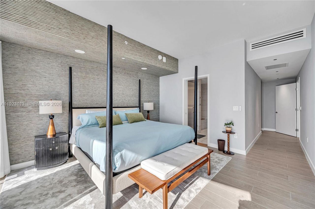 500 Alton Rd, Unit 1601, Miami Beach, FL 33139 Photo