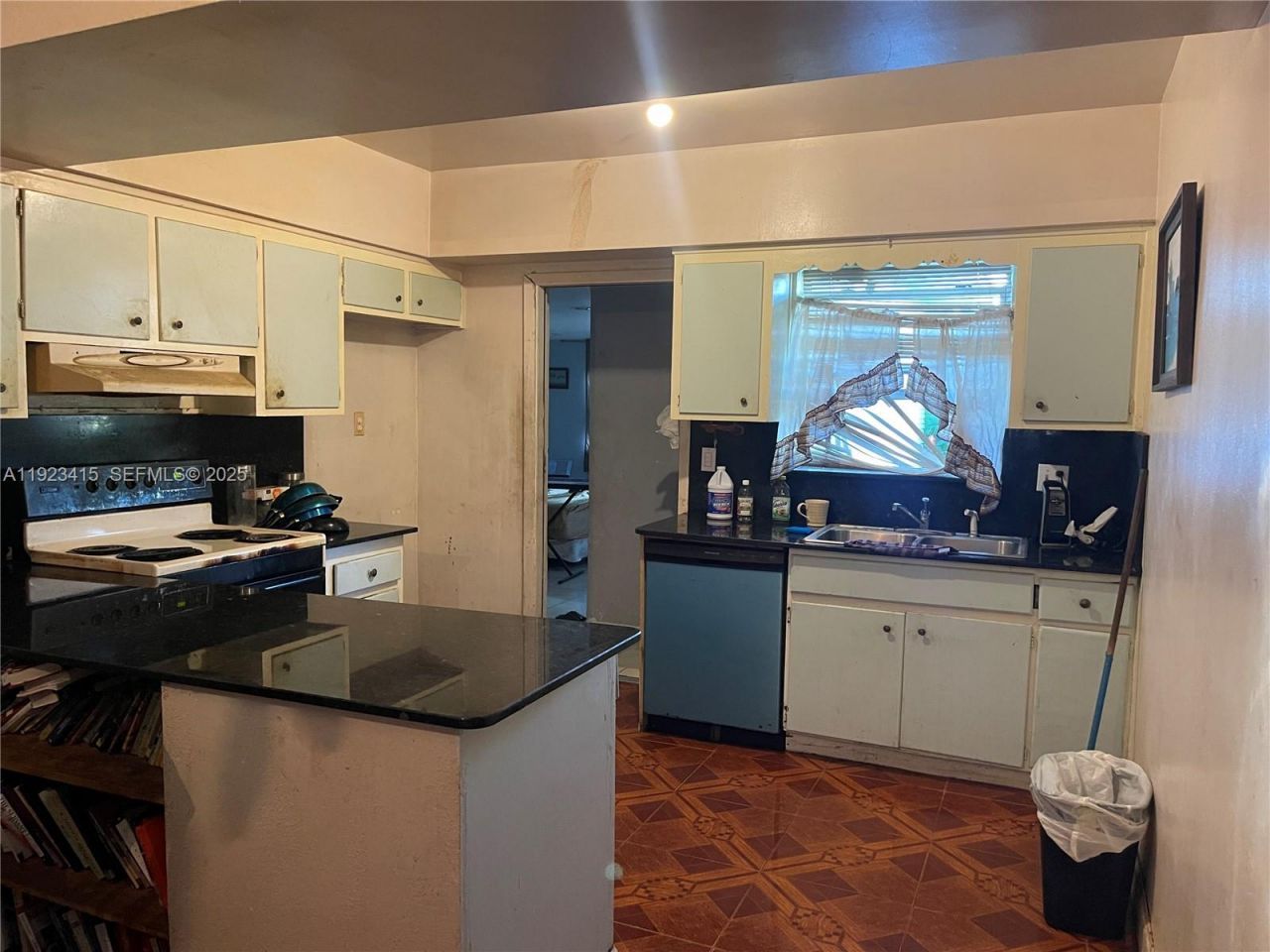 3880 NW 6th St, Lauderhill, FL 33311 Photo