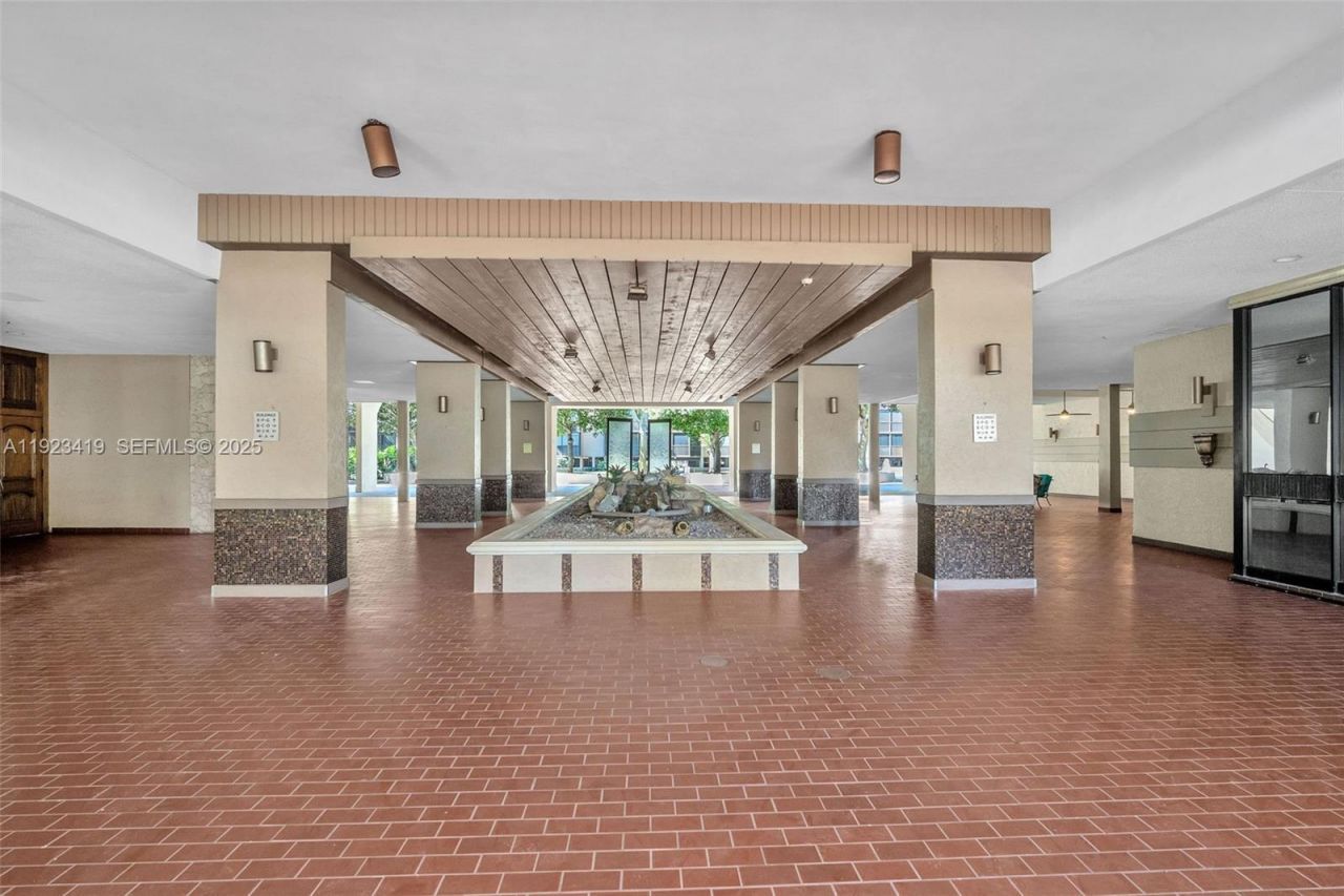 2818 N 46th Ave, Unit K689, Hollywood, FL 33021 Photo