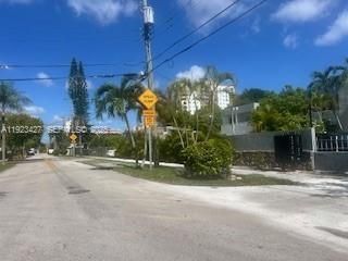 3577 SW 17th St, Miami, FL 33145 Photo