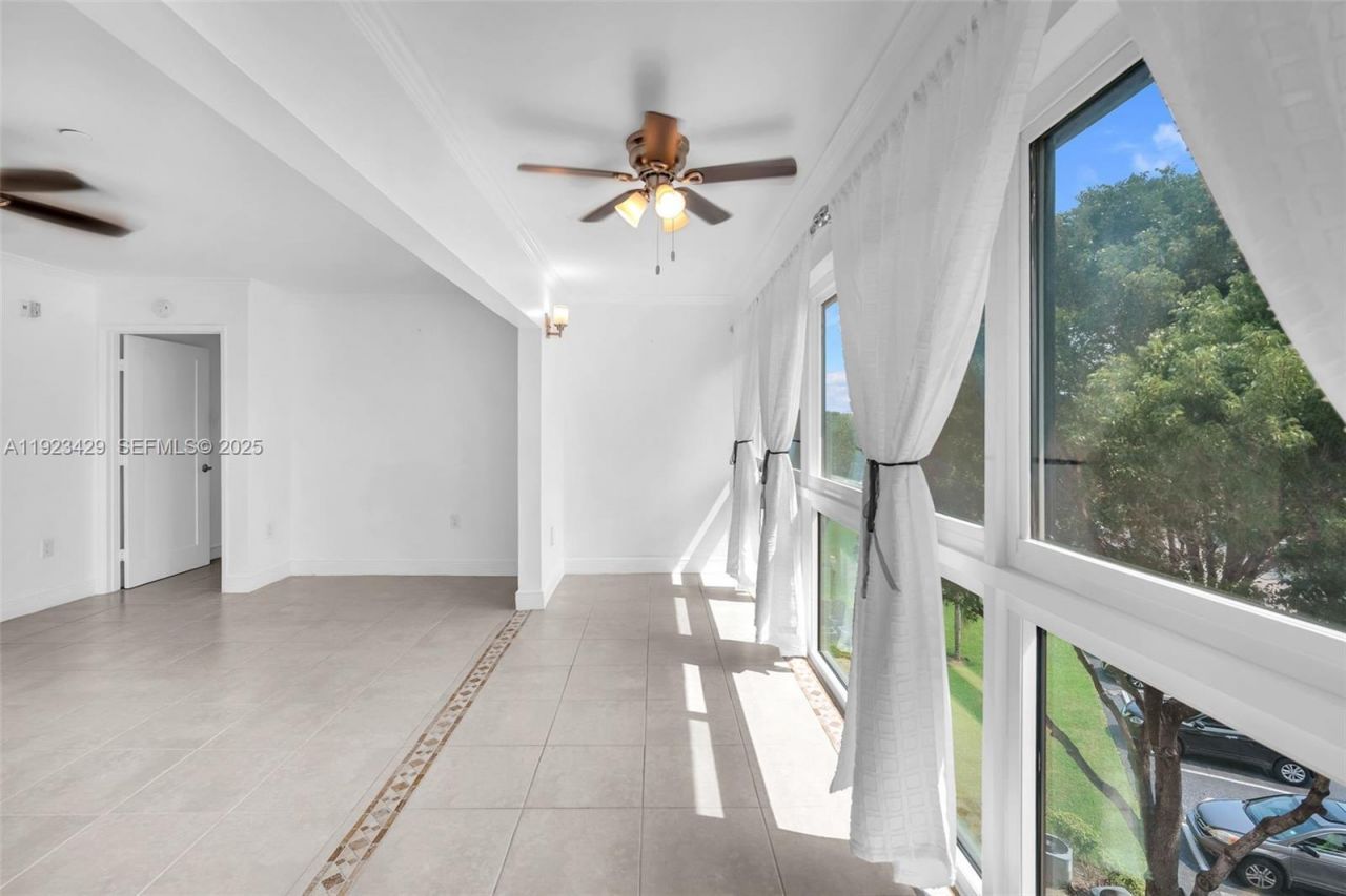 701 SW 142nd Ave, Unit 414S, Pembroke Pines, FL 33027 Photo