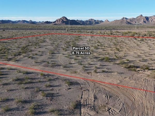 395XX W Cholla Street, Unit 5, Tonopah, AZ 85354