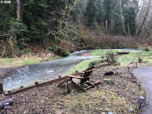 1415 N ALVORD LN, Otis, OR 97368