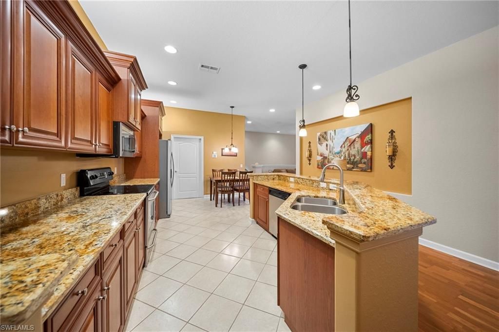 8516 Via Lungomare Cir, Unit 201, Estero, FL 33928 Photo