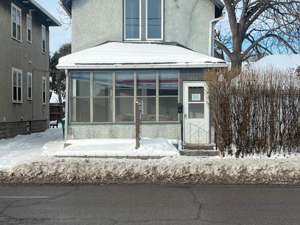 1218 University Avenue NE, Minneapolis, MN 55413