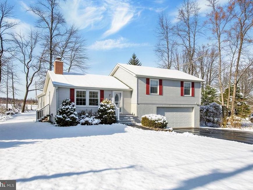 27 Mccandless Drive, East Berlin, PA 17316 Main Photo