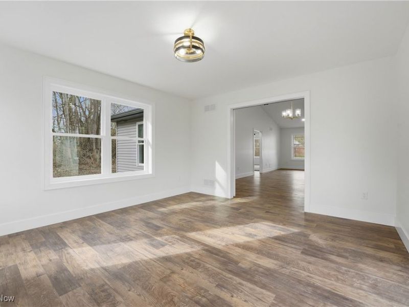 2630 Squirrel Hollow Street NE, Canton, OH 44704 Photo 10