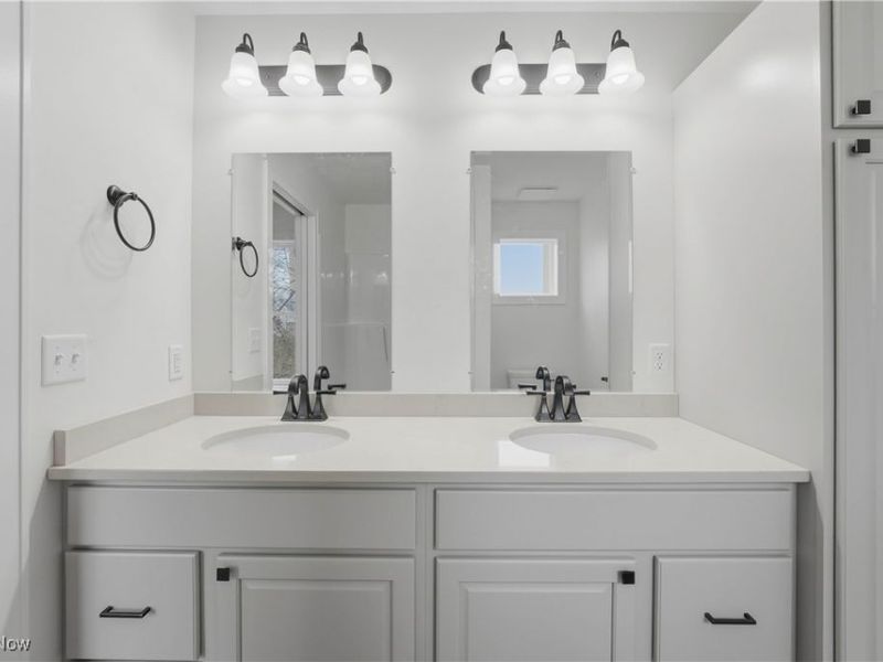 2630 Squirrel Hollow Street NE, Canton, OH 44704 Photo 27