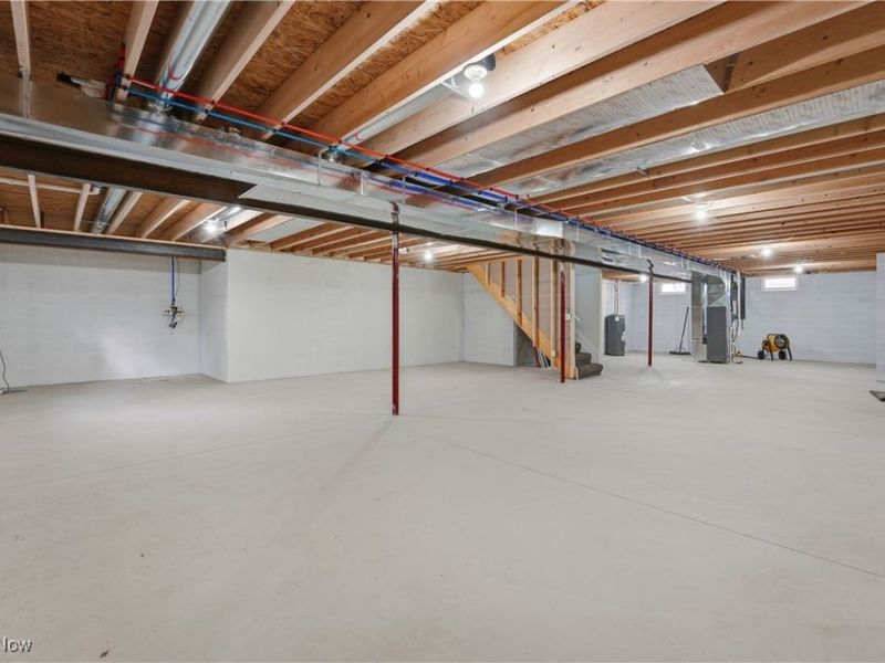 2630 Squirrel Hollow Street NE, Canton, OH 44704 Photo 35