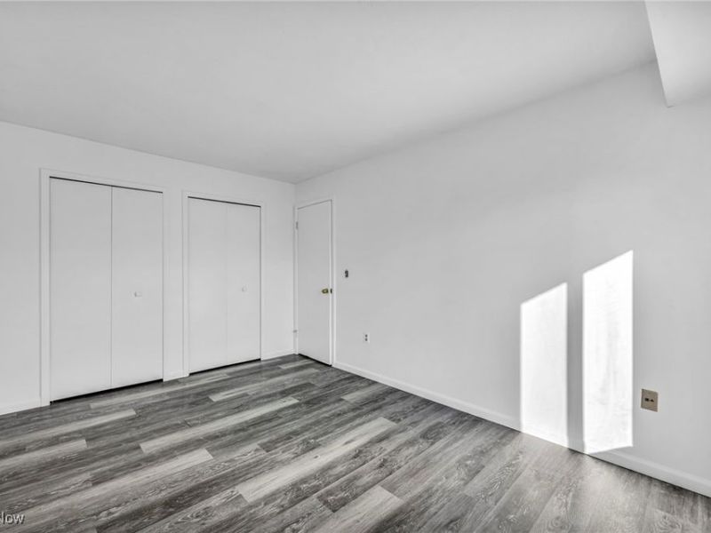 8381 N Akins Road, Unit H-7, North Royalton, OH 44133 Photo 12