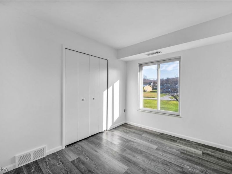 8381 N Akins Road, Unit H-7, North Royalton, OH 44133 Photo 16