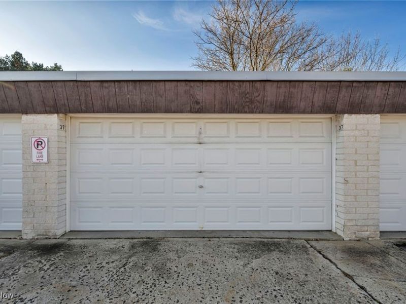 8381 N Akins Road, Unit H-7, North Royalton, OH 44133 Photo 23