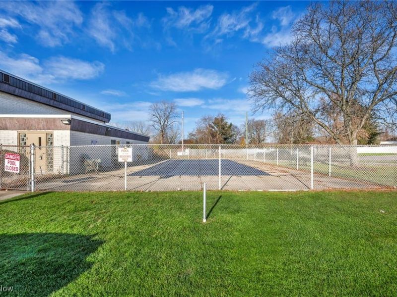 8381 N Akins Road, Unit H-7, North Royalton, OH 44133 Photo 28