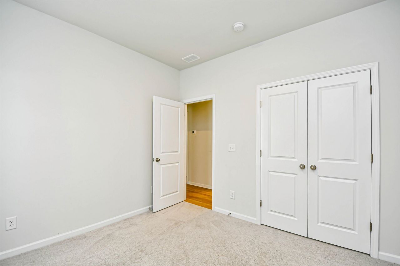 321 Hidden Cove Dr. Photo 27