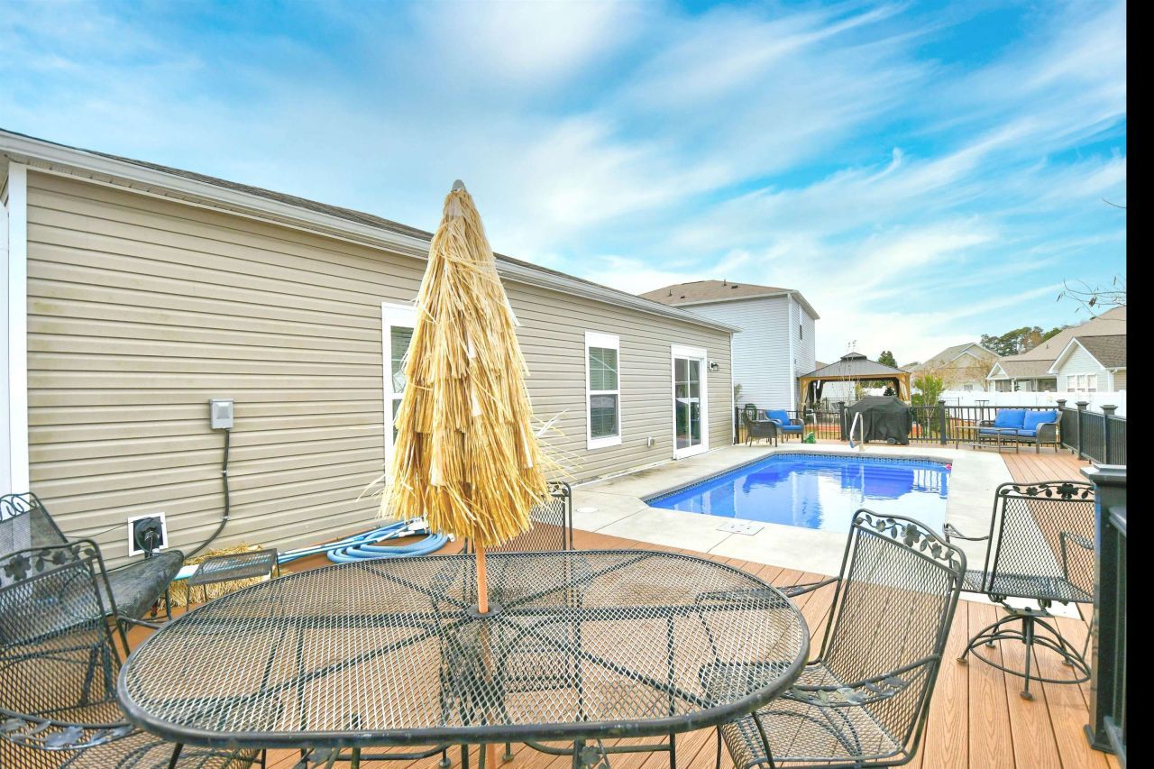 321 Hidden Cove Dr. Photo 39