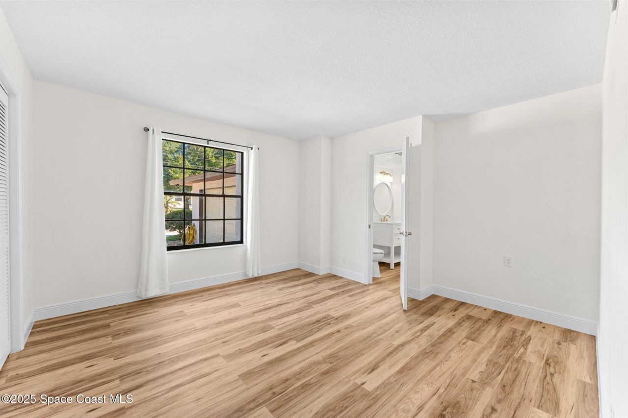 750 W Whitmire Drive, Melbourne, FL 32935 Photo