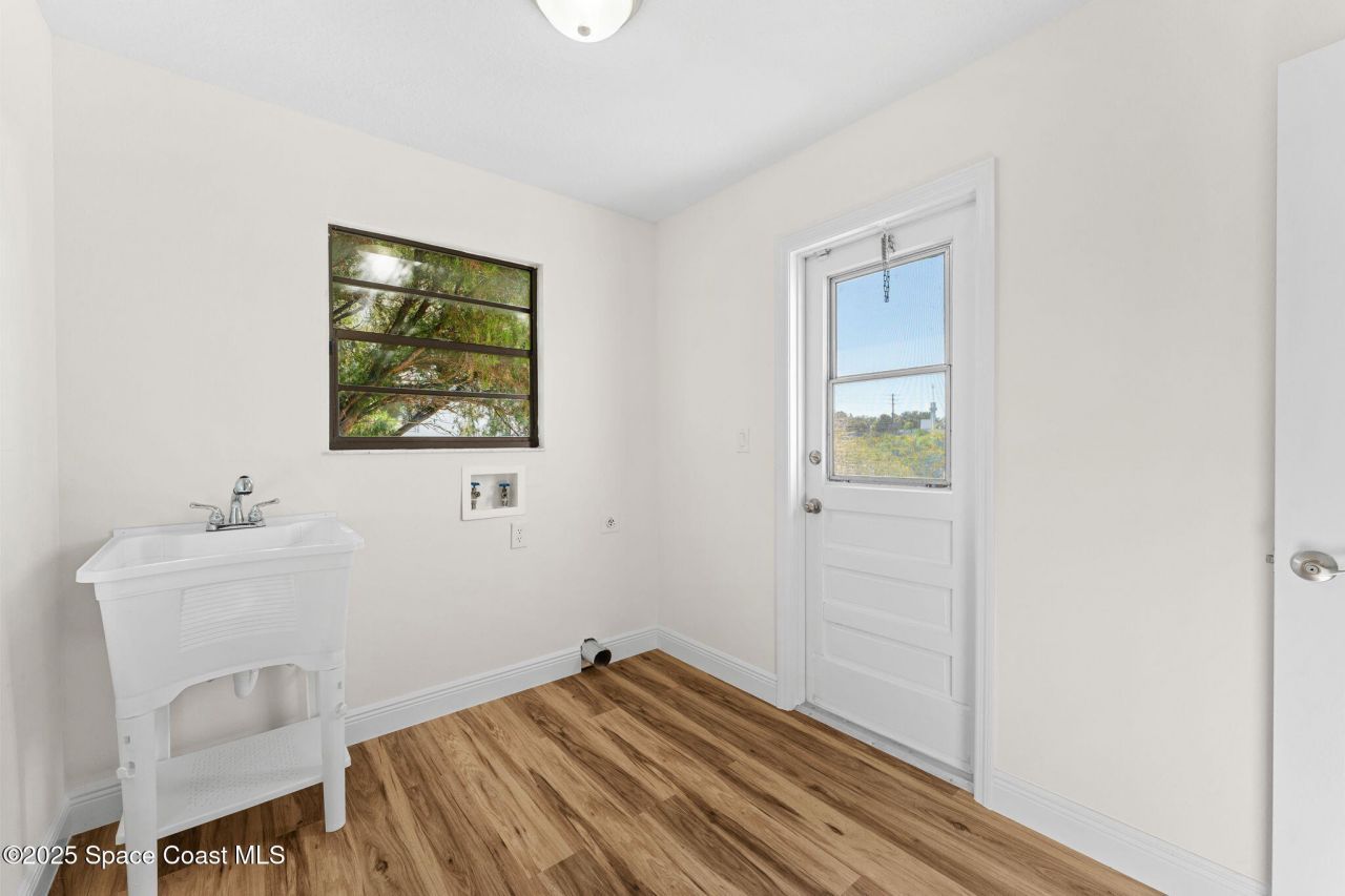 750 W Whitmire Drive, Melbourne, FL 32935 Photo