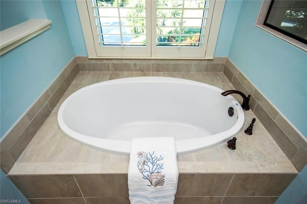 1310 Par View Dr, Sanibel, FL 33957 Photo