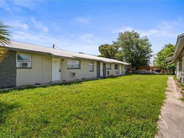 3215 Jeffcott ST, FORT MYERS, FL 33916