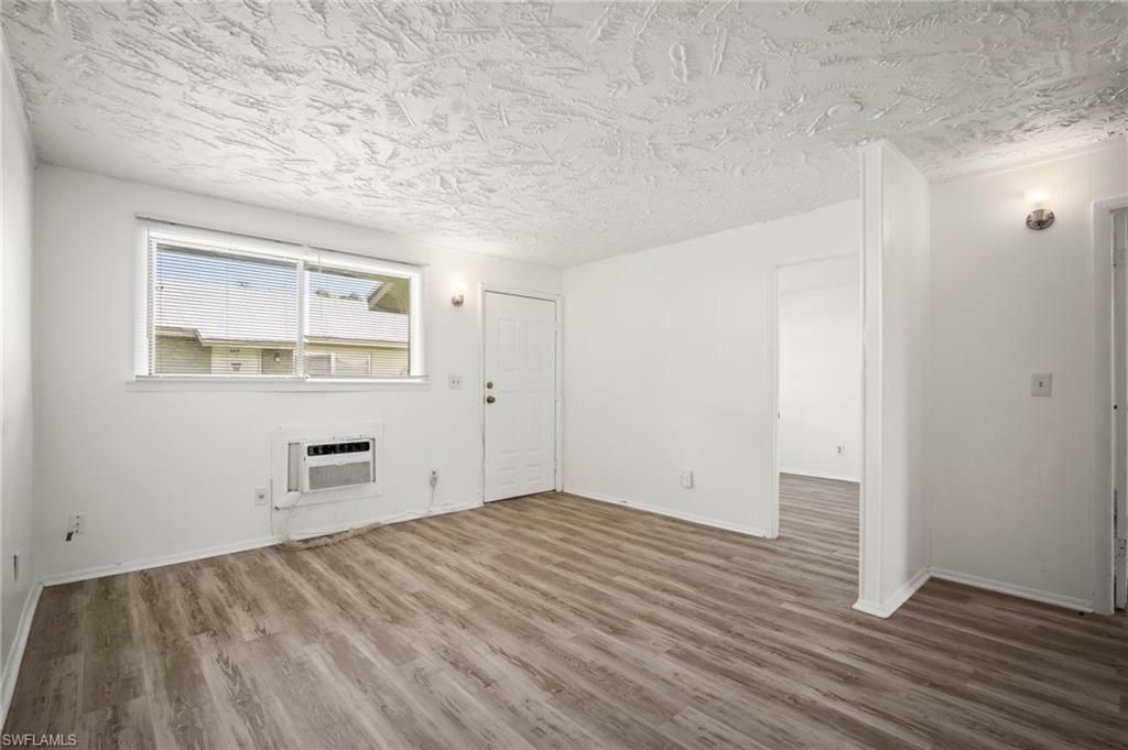 3215 Jeffcott St, Fort Myers, FL 33916 Photo