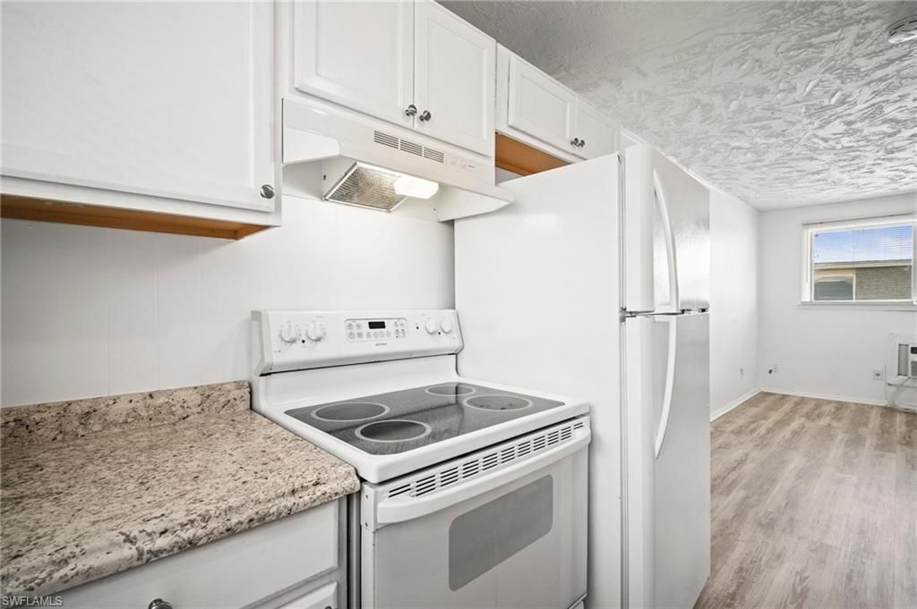 3215 Jeffcott St, Fort Myers, FL 33916 Photo