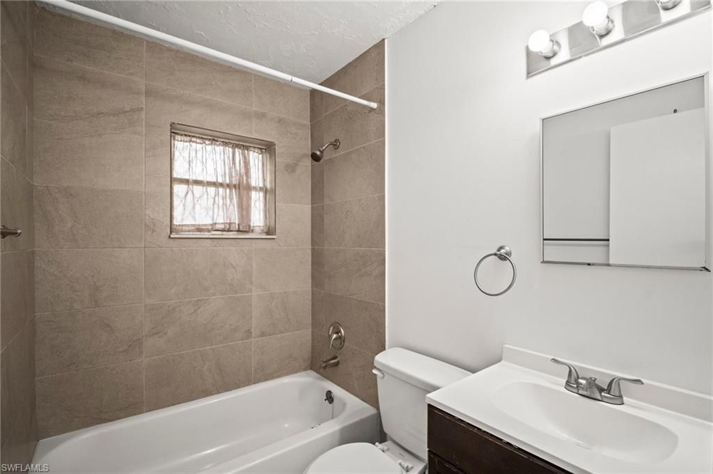 3215 Jeffcott St, Fort Myers, FL 33916 Photo