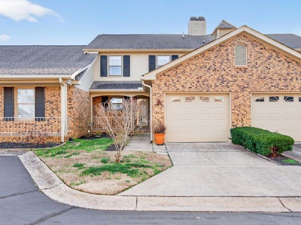 309 Kingswood Ct, Clarksville, TN 37043