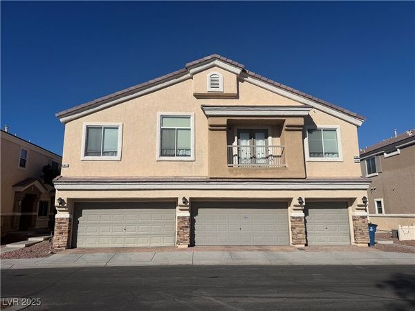 6749 Lookout Lodge Lane , Unit 3, North Las Vegas, NV 89084