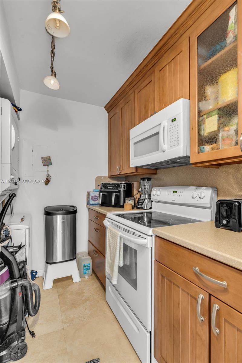 255 Galen Dr, Unit 2E, Key Biscayne, FL 33149 Photo