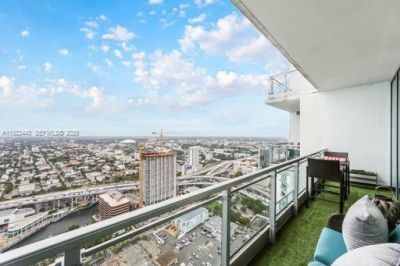 92 SW 3rd St, Unit 5108, Miami, FL 33130 Photo