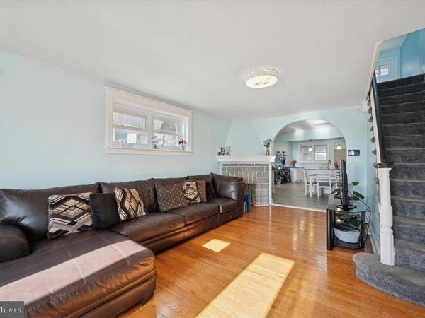 5823 UPLAND WAY, PHILADELPHIA, PA 19131