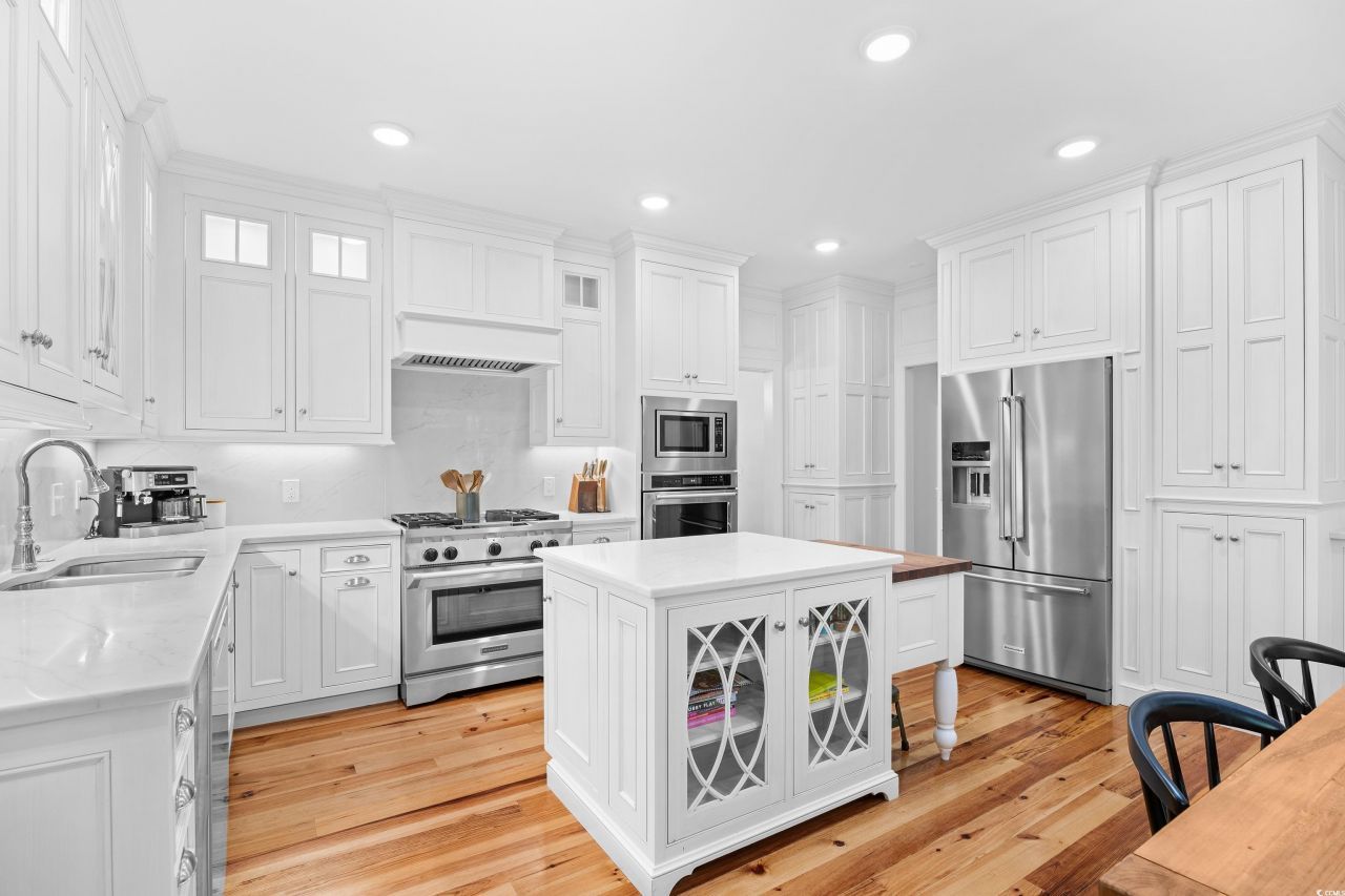 356 Rossdhu Ave. Photo 18